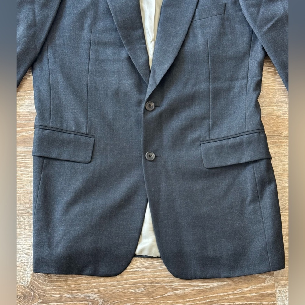 Paul Stuart Super 120s Lightweight Wool Suit - Picture 2 of 9
